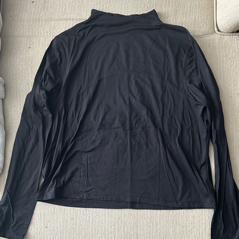 Danskin Black Long Sleeve Mockneck Top